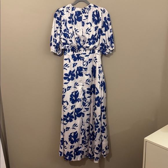 Petal & Pup Aminah Puff Sleeve Maxi Dress, Blue Floral, Size M (10) - Picture 10 of 12
